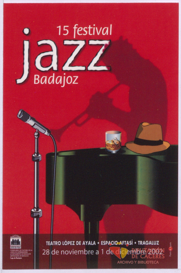 Plakat zum 15. Festival Jazz Badajoz mit einem Mikrofon, Hut und einem Glas auf einem Tisch mit Text, der Festival-Informationen enthält.