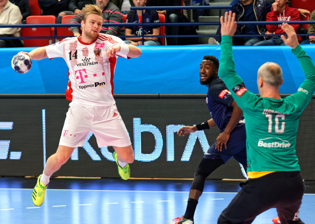 Feier des Klassenbleibens: BHC fegt Erlangen 32:26 (15:12) vom Platz